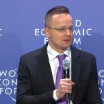 Foreign Minister Warns of New Cold War at Davos