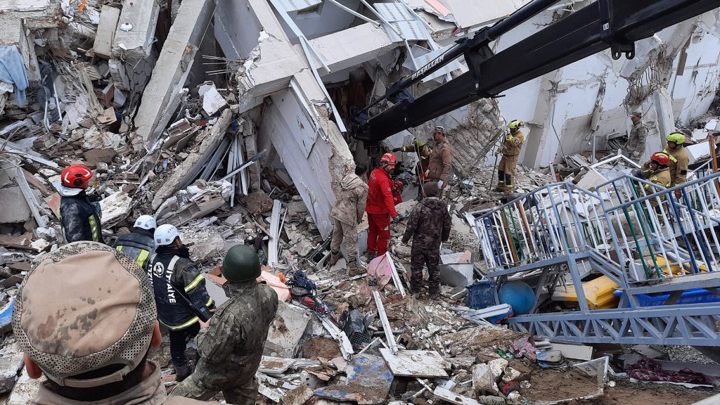Hungarian Rescue Teams Save Several People at Earthquake Sites post's picture