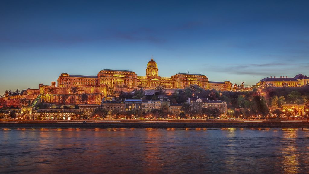 Buda Castle More Popular on Instagram than Versailles post's picture