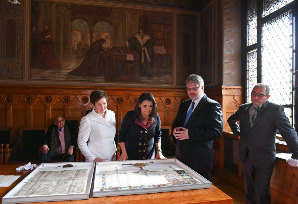 President Novák Praises Hungarian National Archives post's picture