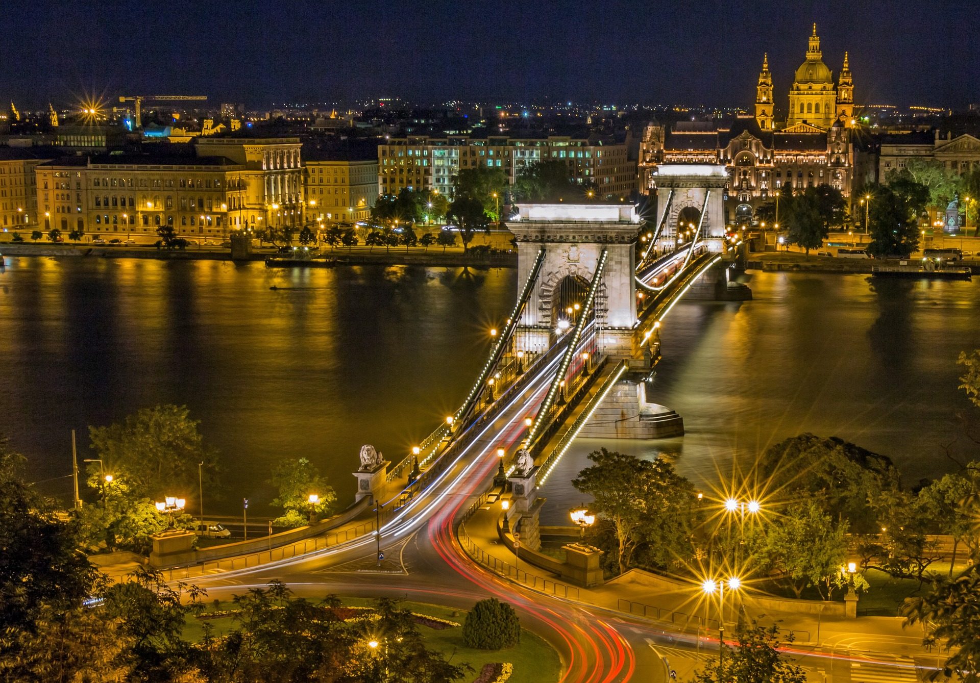 Luxury Hotels to Open in Budapest