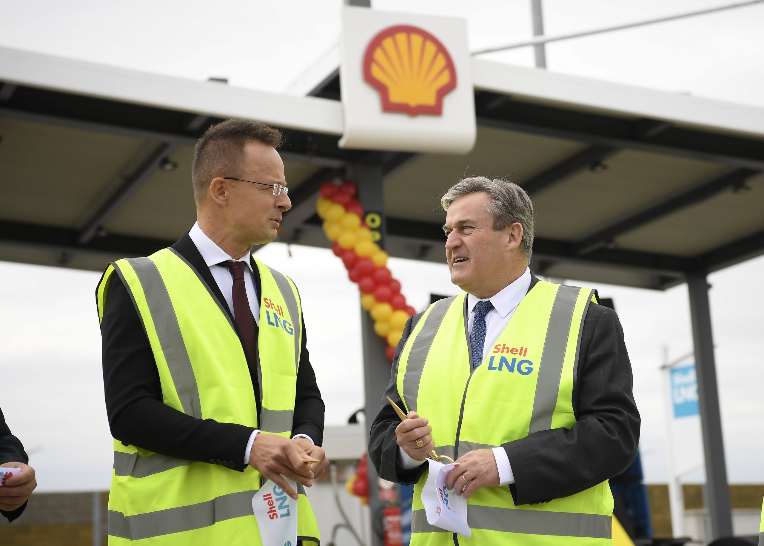 A Shell megnyitja a régió első LNG-töltőállomását Magyarországon