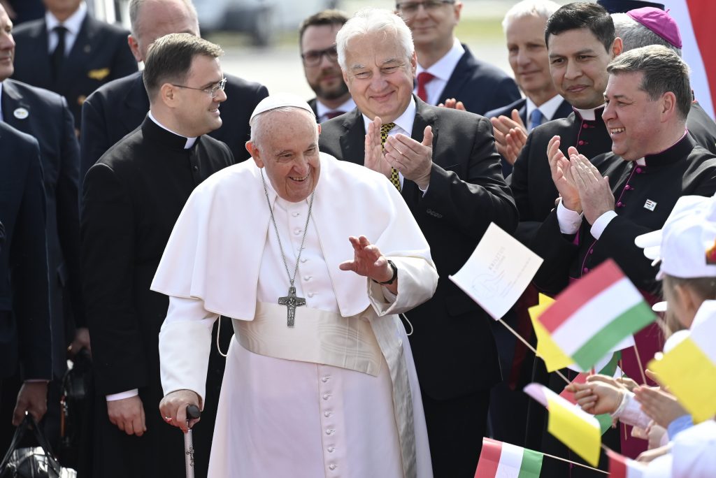 Habemus Papam! Pope Francis Lands in Hungary post's picture