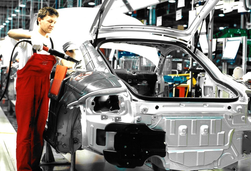 Vehicle Manufacturing Boosts Industry in a Year of Downturn post's picture
