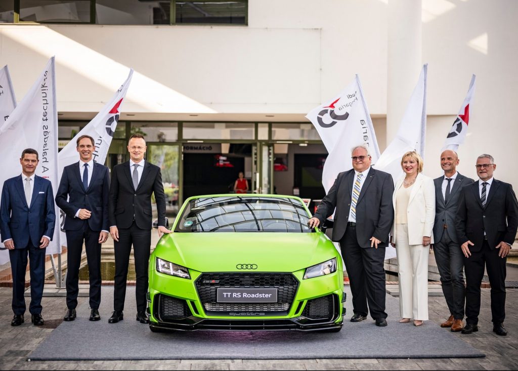 30-Year Cooperation between Audi and Hungary a Real Success Story post's picture