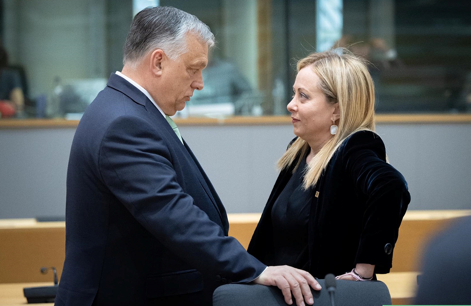 Giorgia Meloni az Európai Bizottság Magyarországgal szembeni „keménységére” mutat rá