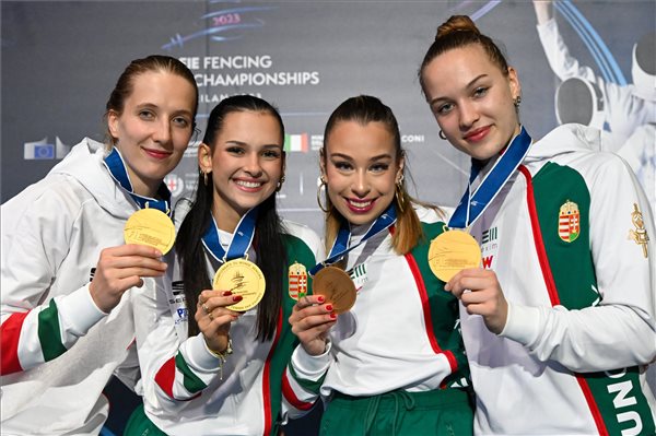 Women’s Fencing Team Retains World Championship Title in Milan post's picture