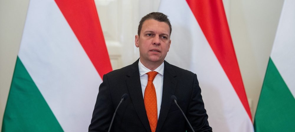 State Secretary Warns Hungarians Traveling Abroad post's picture