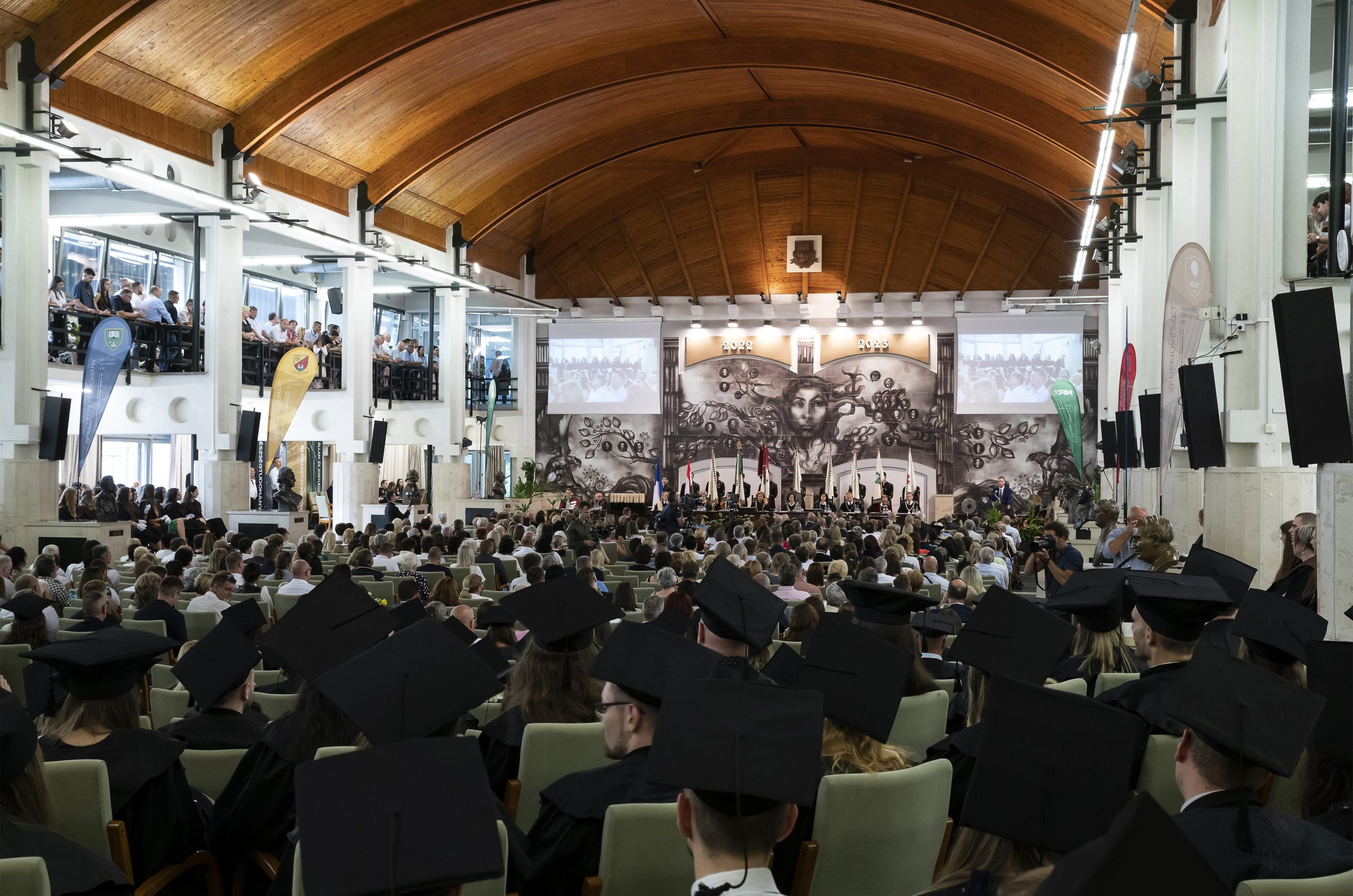 Hungarian Universities Reaching New Heights