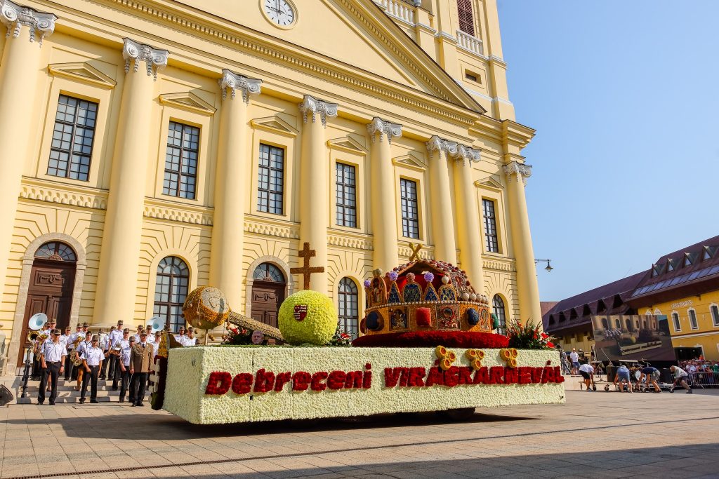Unique and Spectacular Compositions at Debrecen Flower Carnival post's picture