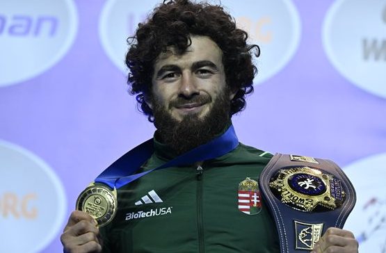 Hungarian Wrestler Wins World Title after 44 Years post's picture