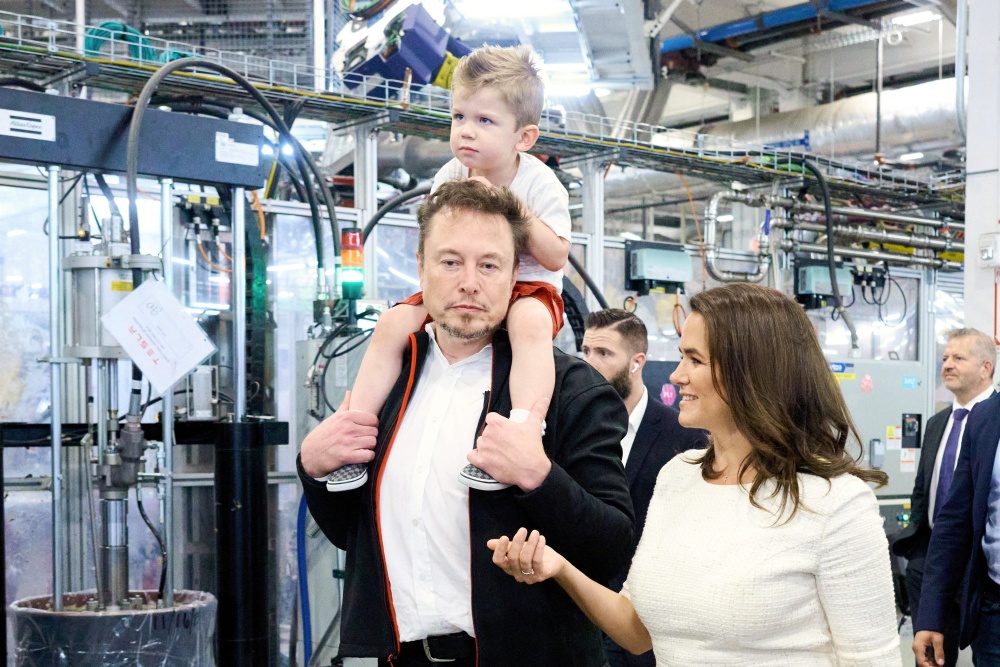 President Katalin Novák Discusses the Demographic Crisis with Elon Musk