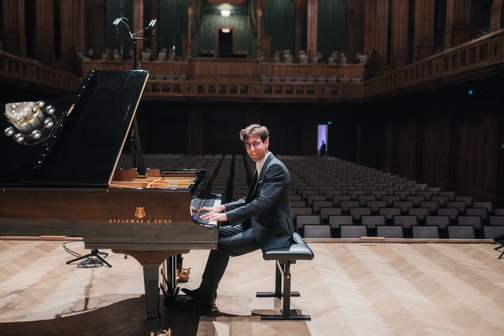 Mihály Berecz Wins the Kissingen Piano Olympics post's picture