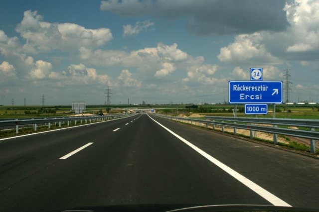 Megnyílik a forgalom előtt Magyarország új autópálya-szakasza