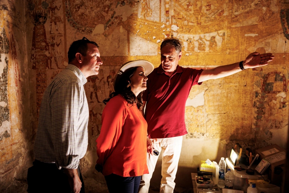 Novák elnök magyar régészekkel találkozott Luxor közelében