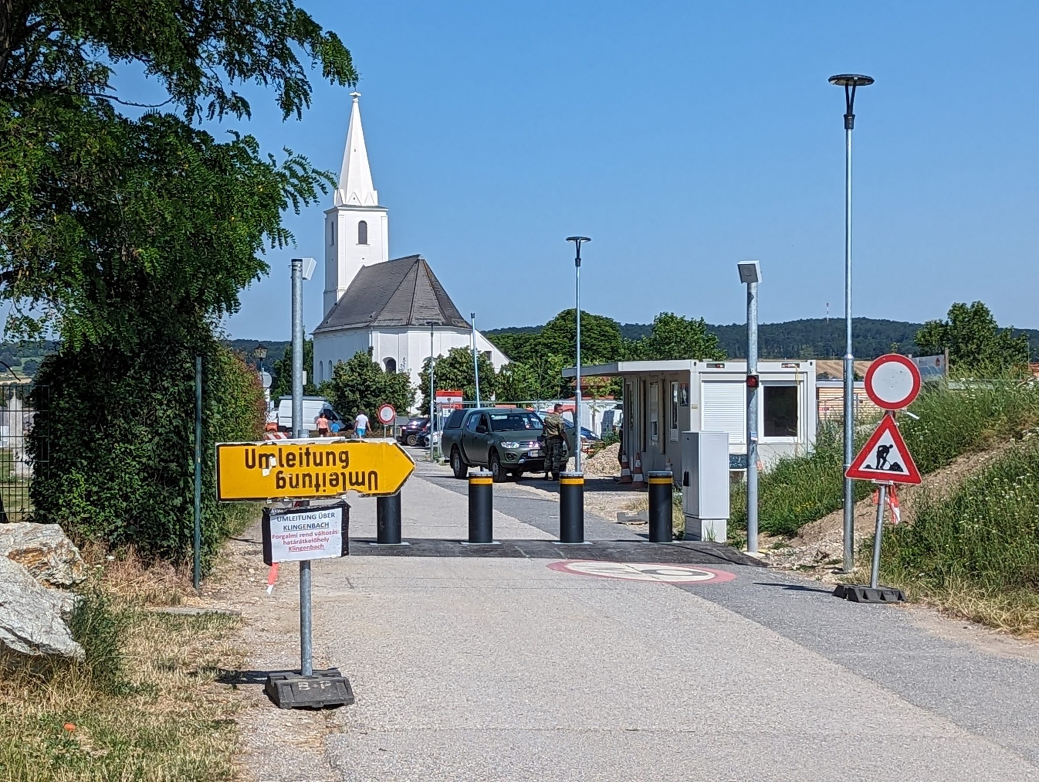 Négyszer több osztrák, mint magyar kap engedélyt a schottendorfi határ átlépésére