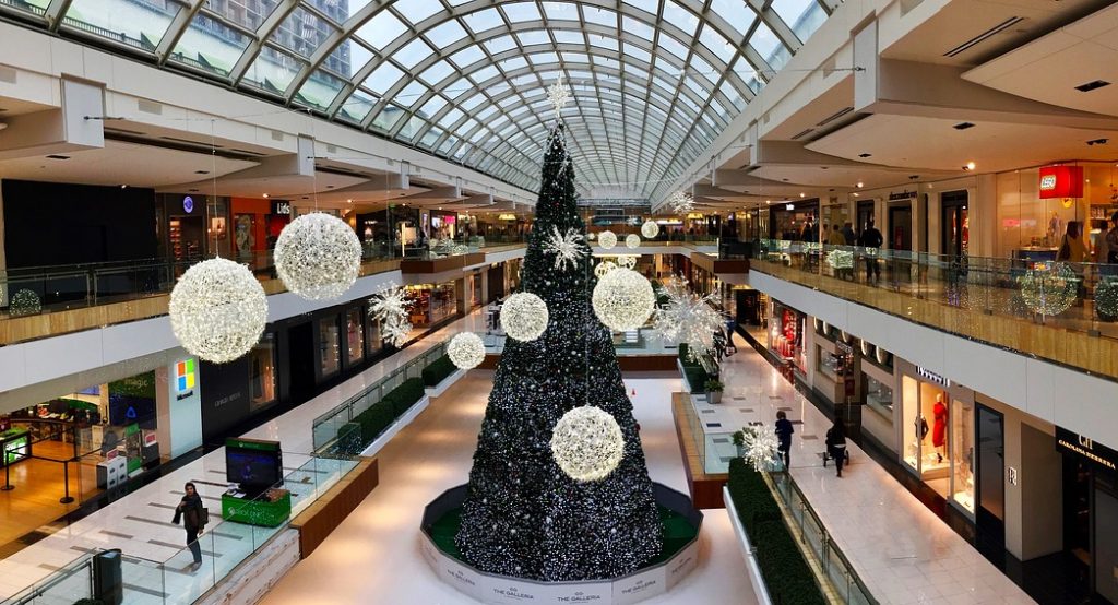 Increasing Number of Shops Decide to Close on Christmas Eve post's picture