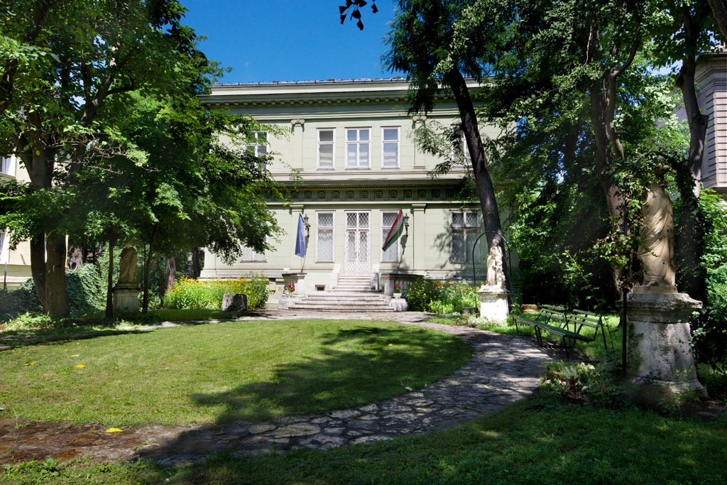 New Exhibitions and Popular Previous Series Await Visitors at the Ráth Villa post's picture