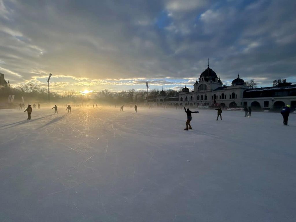 Budapest’s City Park Ice Rink Earns Spot among Europe’s Top Winter Destinations post's picture