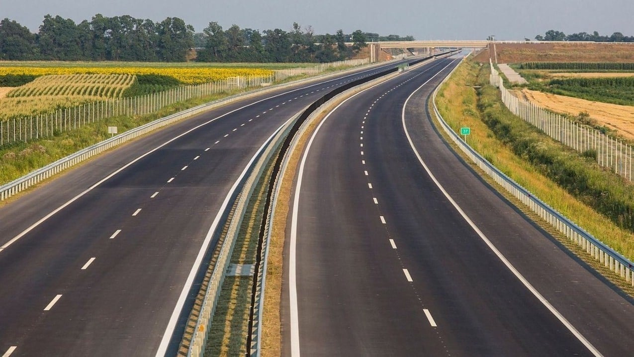 Márciusban megnyílik az M6-os autópálya új szakasza