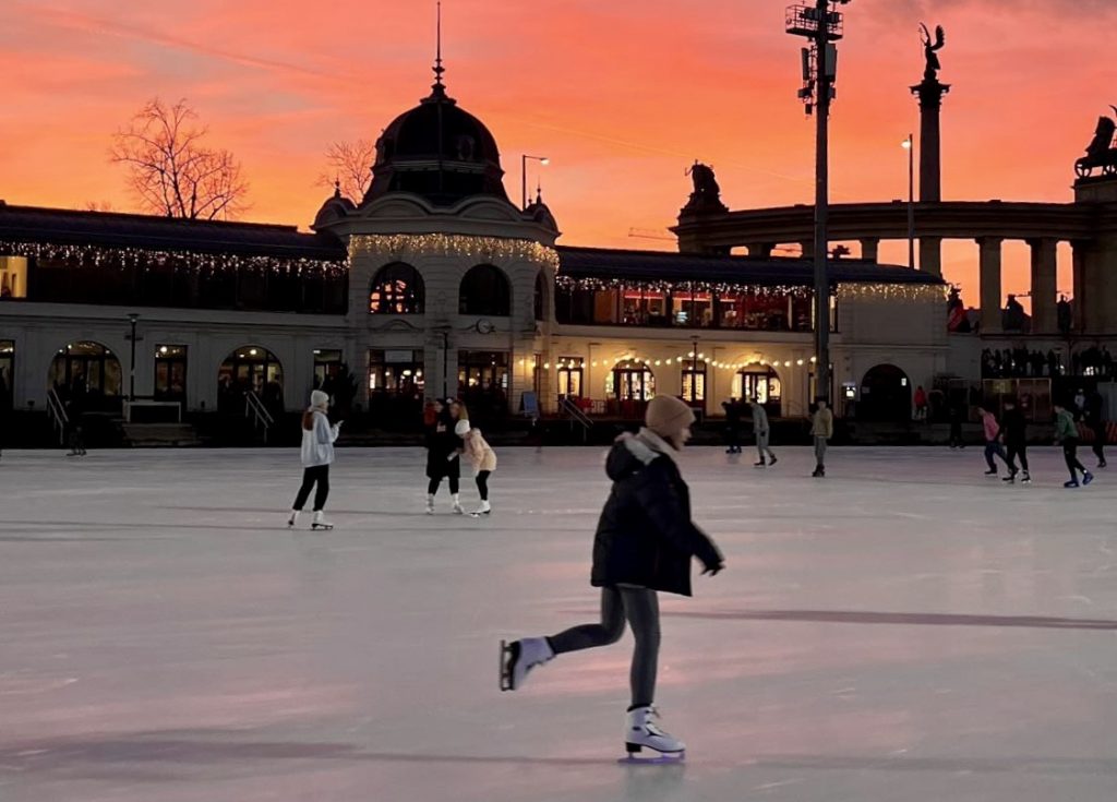 Budapest’s Iconic Ice Rink Reopens with Unique Programs and Food Trucks post's picture