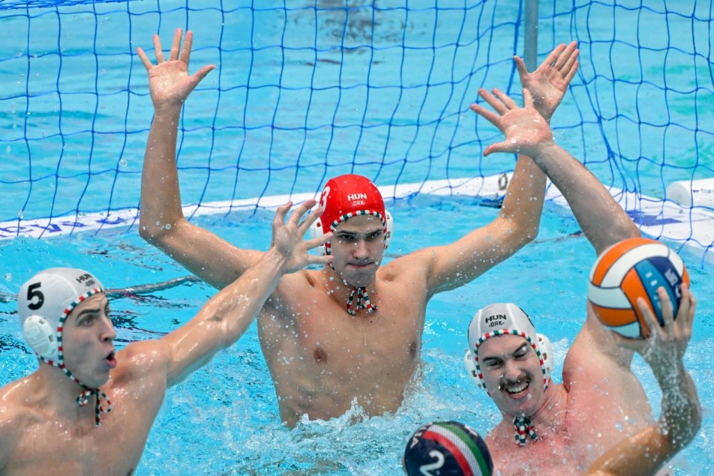 Men's Water Polo Team Leads the Group with a Surprise Win against Italy