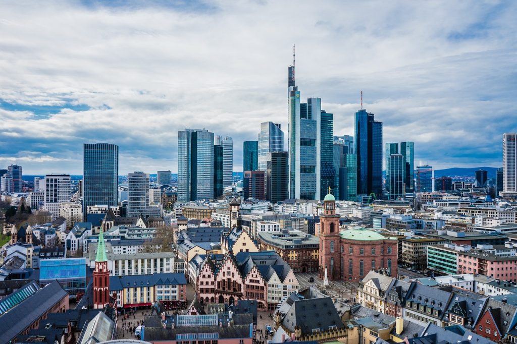 New Direct Flights to Launch between Budapest and Frankfurt post's picture
