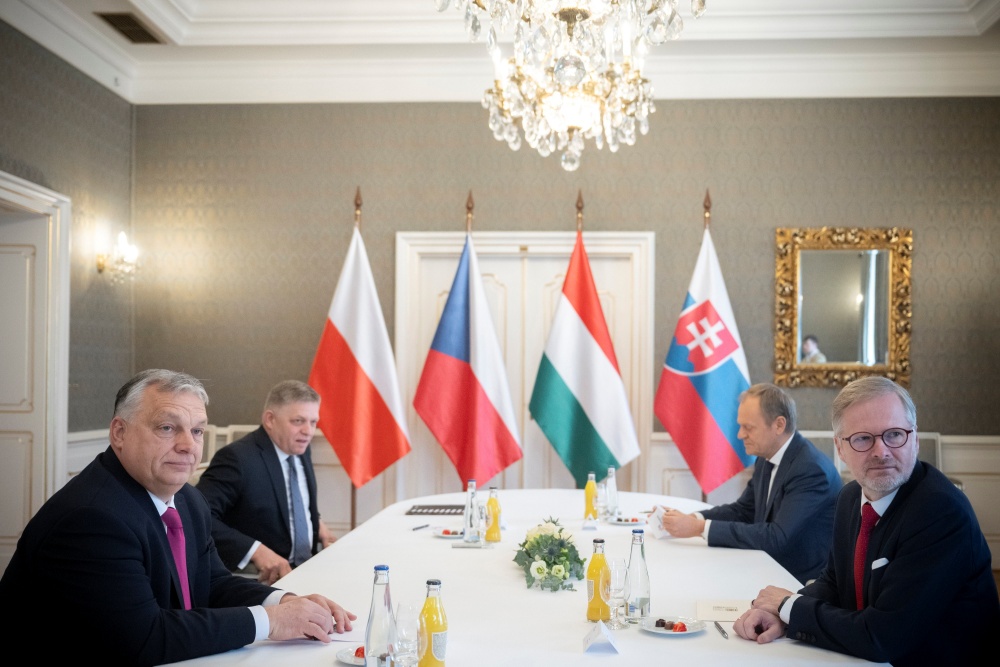 Instead of V4, a V2+2 Summit Takes Place in Prague post's picture