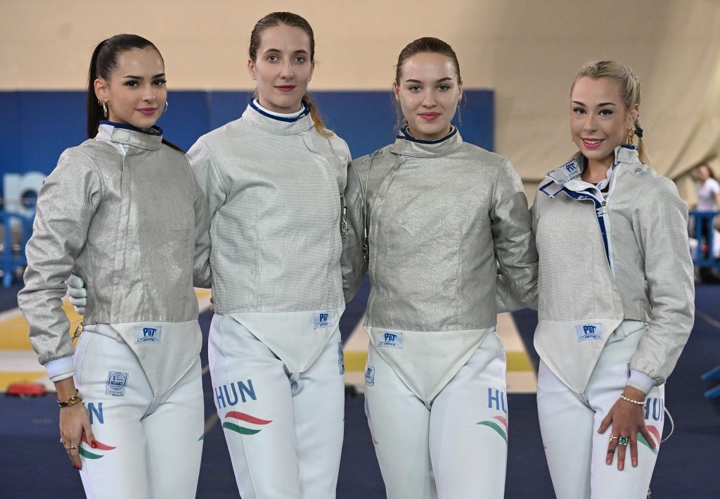 Women’s Fencing Team Wins Silver Medal at the World Cup in Belgium post's picture
