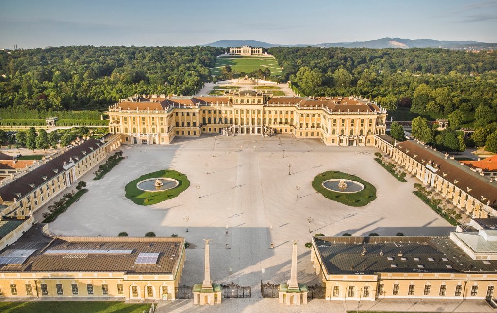 Szolnok Symphony Orchestra to Give a Concert in Schönbrunn Palace post's picture