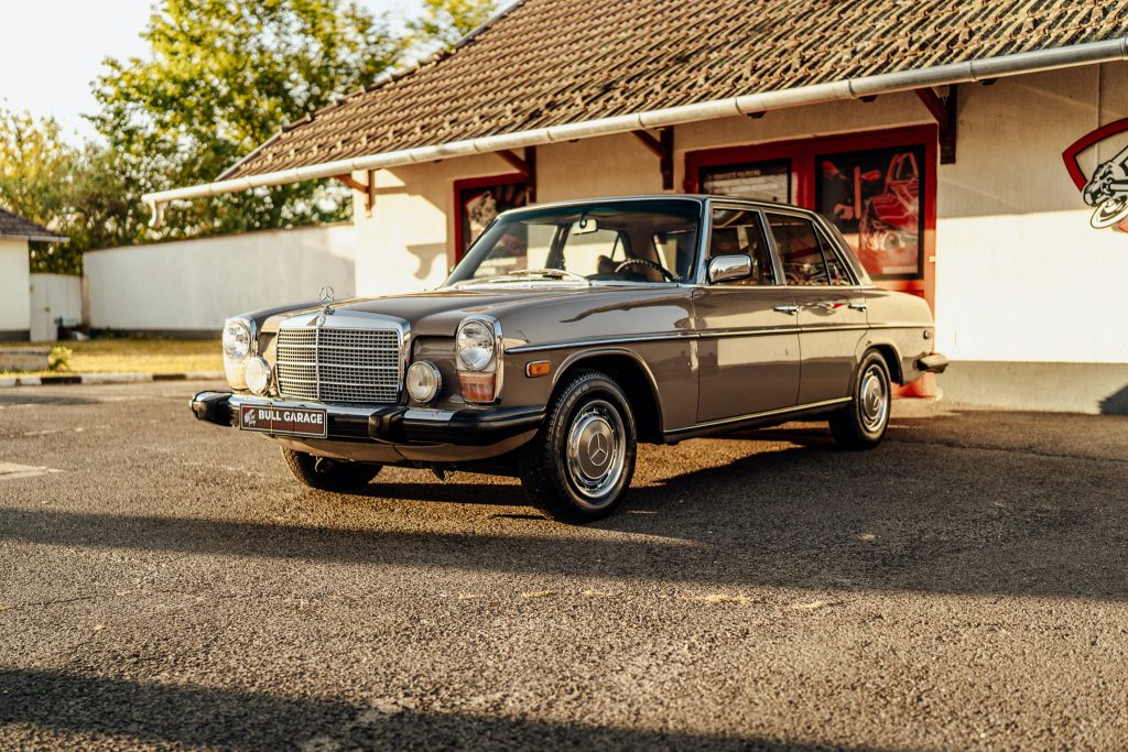 100 Legendary Mercedes Tell Their Extraordinary Story in Szeged post's picture