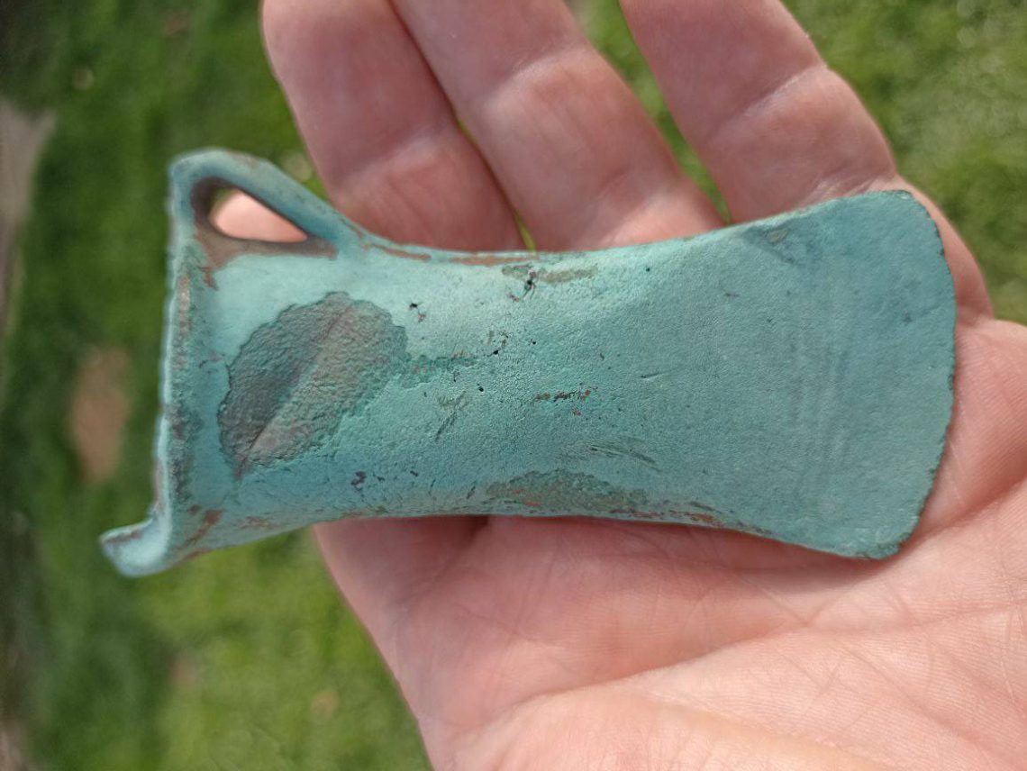 Veterinarian Unearths Valuable 3,000 Year-old Bronze-Age Artifact