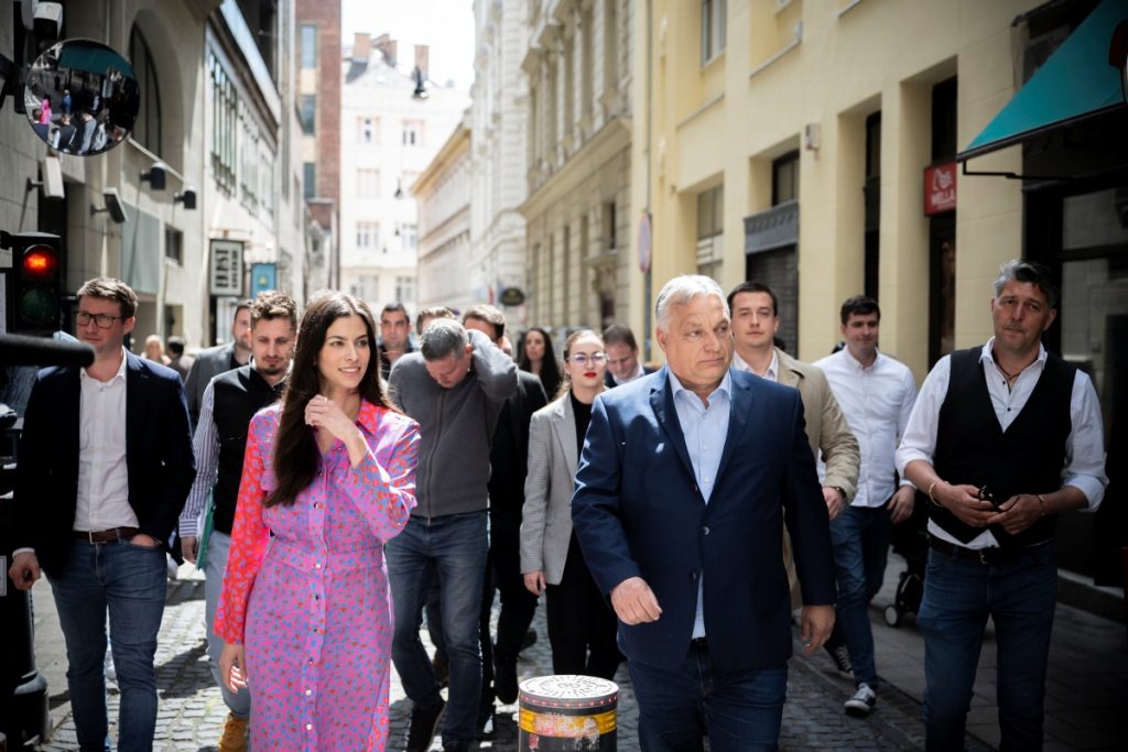 Prime Minister Orbán Tours Budapest during Local Elections Campaign post's picture
