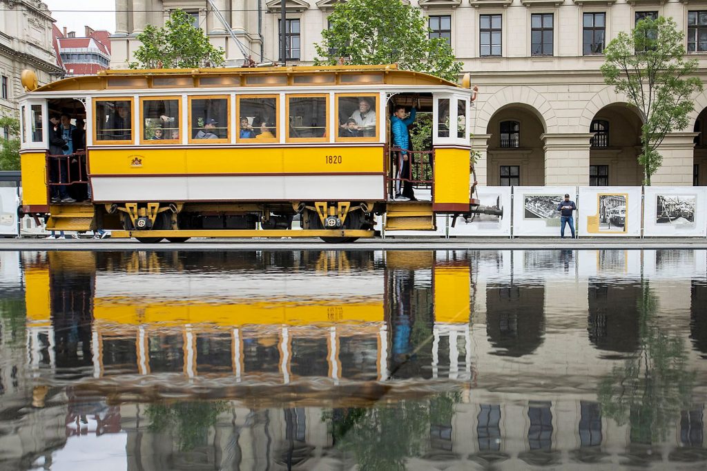 Nostalgia Trams to Return to the Capital