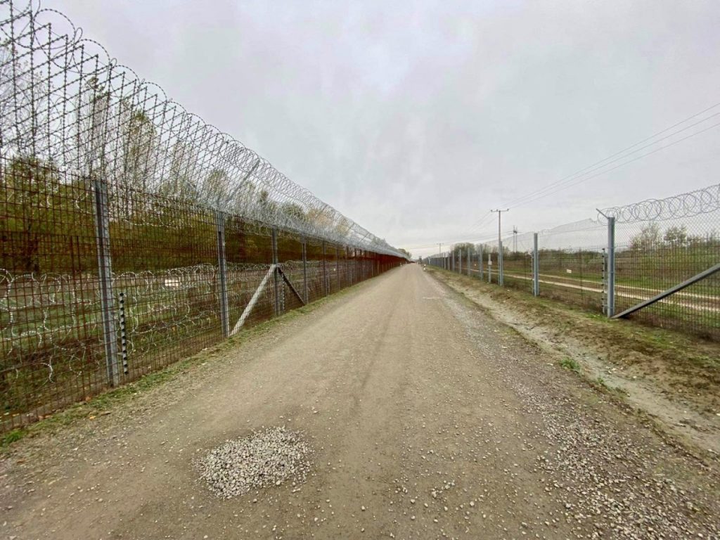 EU Commissioner’s Visit to the Border Fence Proved Too Good to Be True post's picture