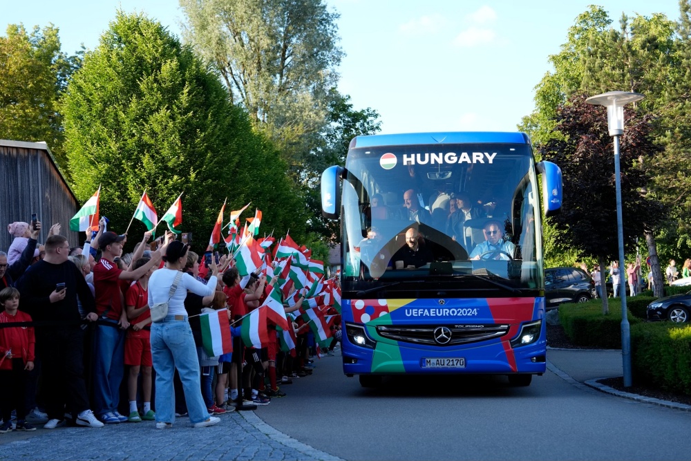 UEFA Euro 2024: National Team Arrives in Bavaria