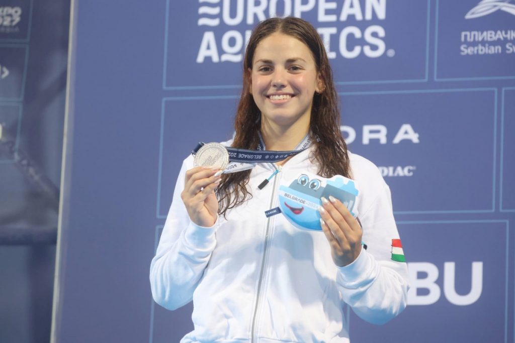 Huge Swimming Success: 15-year-old Vivien Jackl European Championship Medalist post's picture