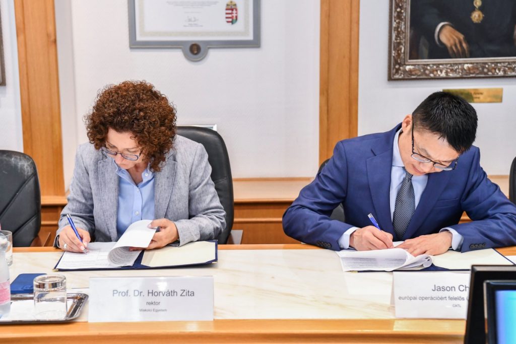 University of Miskolc and CATL Debrecen Sign Cooperation Agreement post's picture