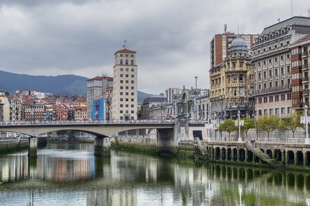 New Flight Connections to Brussels and the Largest City in the Basque Country post's picture