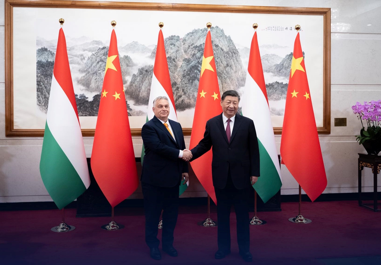 Chinese President Calls for Easing Ukraine Conflict after Viktor Orbán's Visit