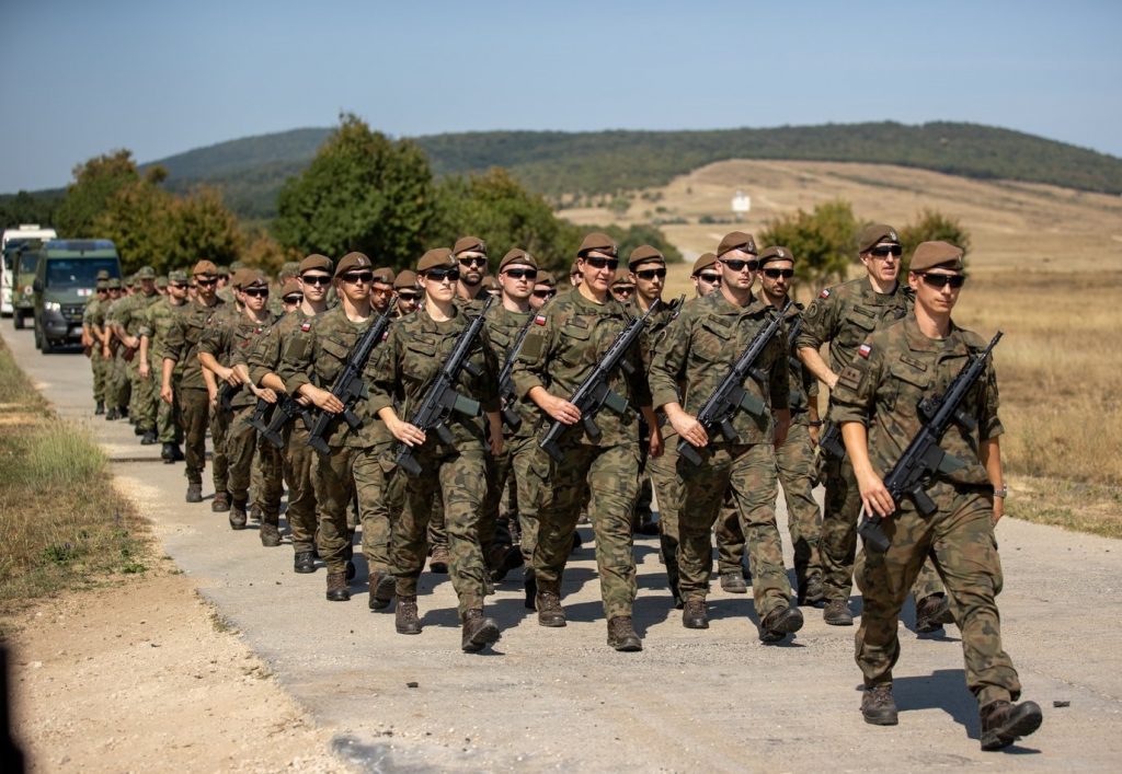 Serbia Introduces Mandatory Conscription, Will Hungary Follow its Example? post's picture