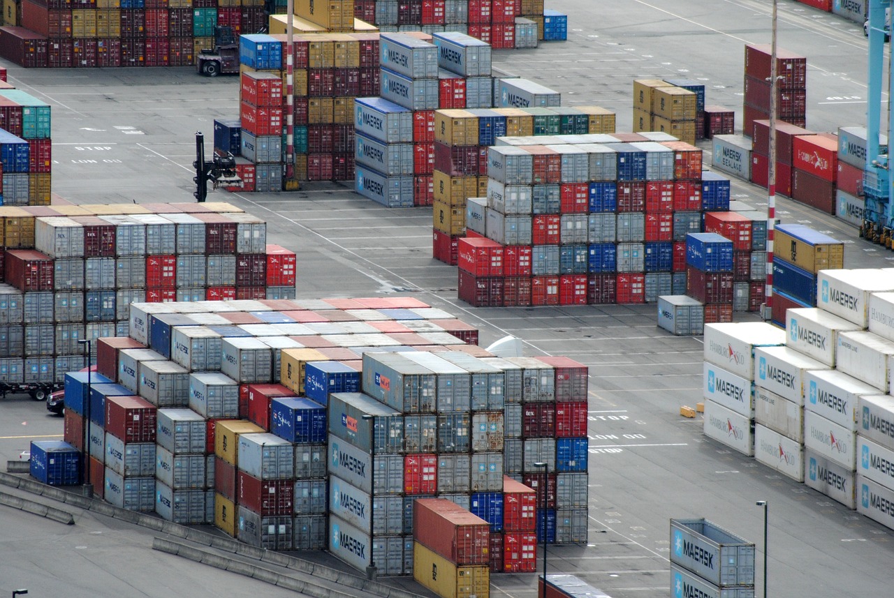 June's Trade Surplus Hits EUR 1.1B