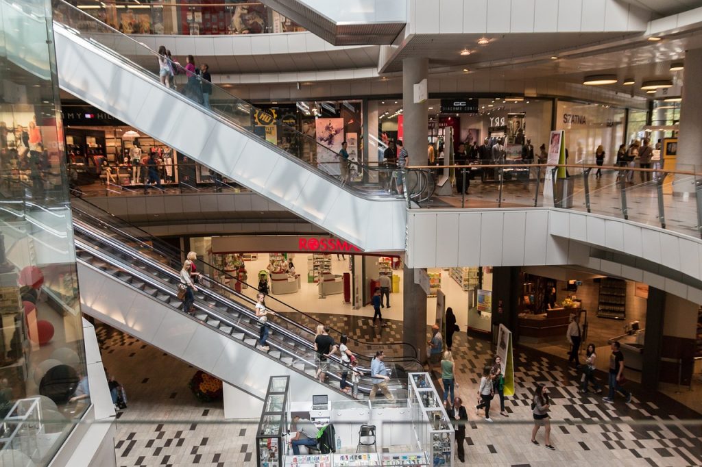 Consumers Cautious Despite Wage Growth post's picture