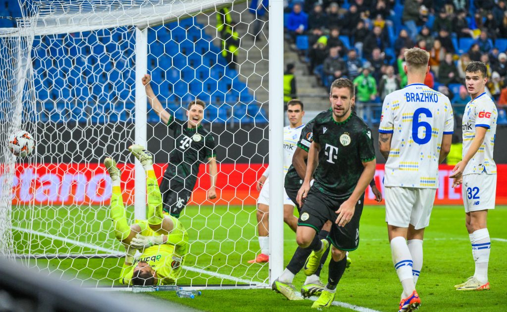 Ferencváros Secure Knockout Stage Spot with 4-0 Victory Over Dynamo Kyiv post's picture