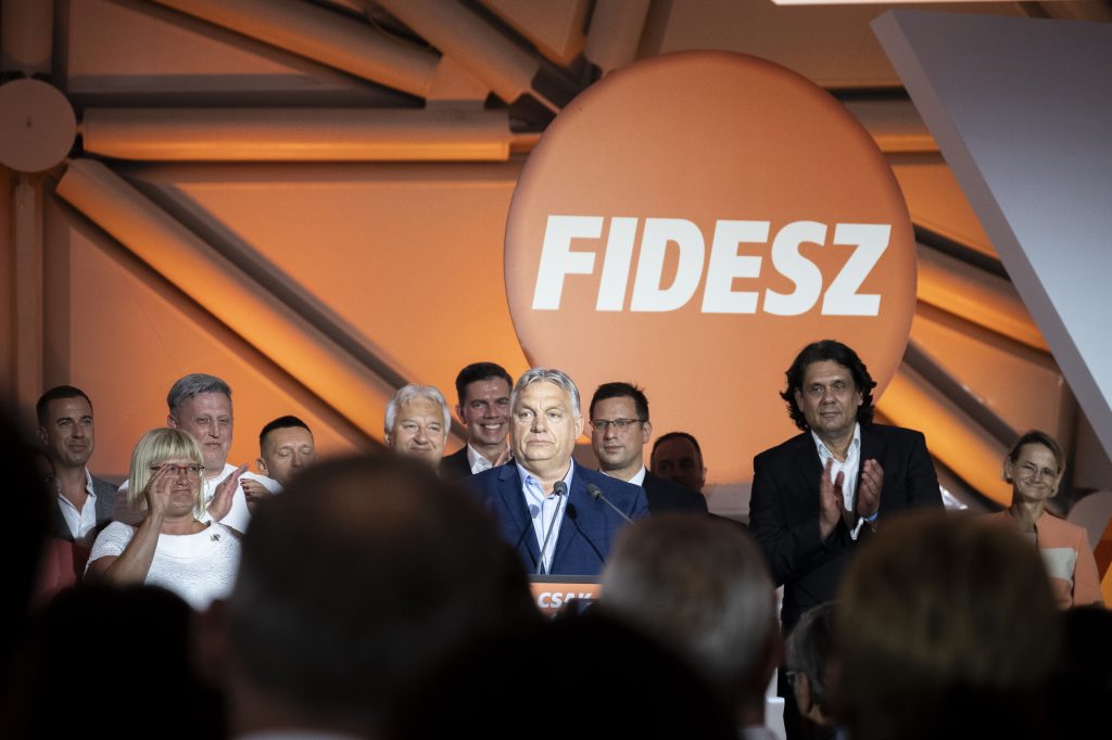 Polls: Fidesz Still Most Popular, But the Left Is Catching Up post's picture