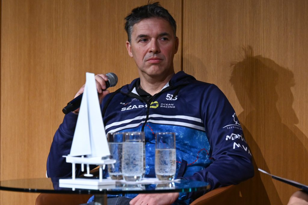 Hungarian Sailor Joins Vendée Globe Solo Race post's picture