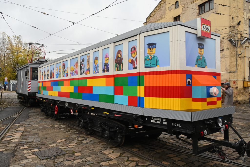 Budapest Unveils World’s First Life-Size LEGO Tram post's picture