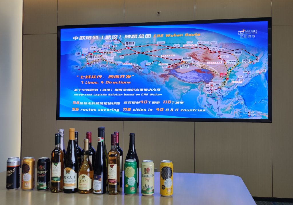 Our Editorial Team on the Trail of the Tokaj Wine in China post's picture