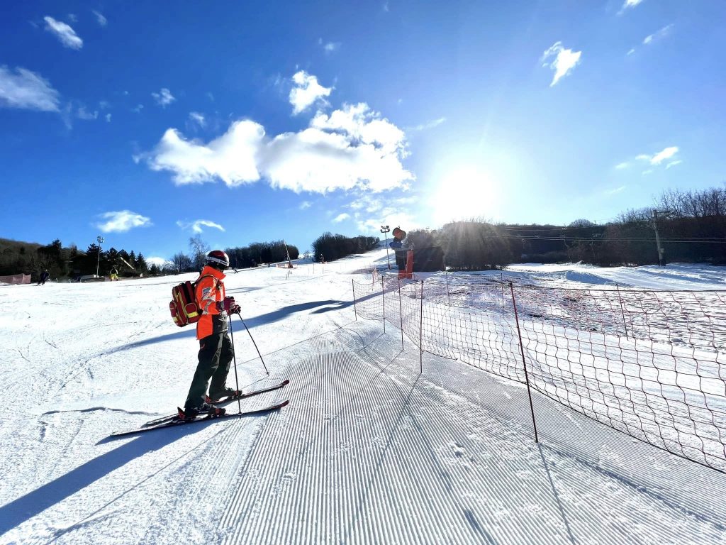 The Country’s Top Ski Resort Opens with Affordable Prices and Fun Activities