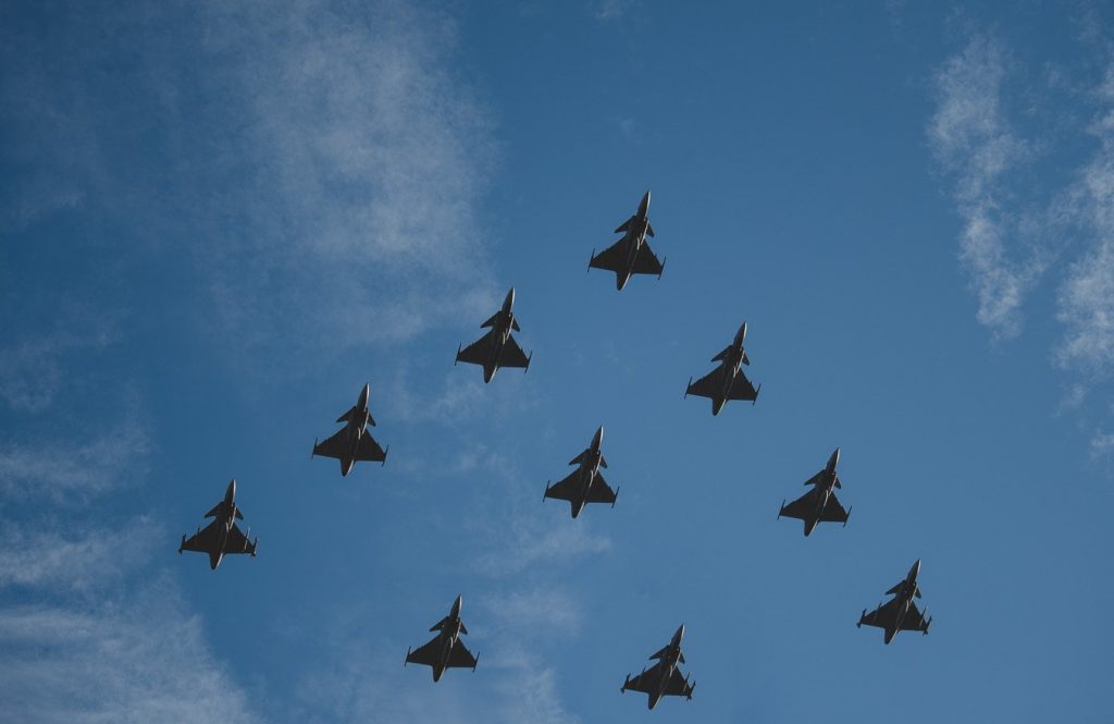 Airforce Fighter Jets Say ‘Thank You’ to Comrades in Fly-past post's picture